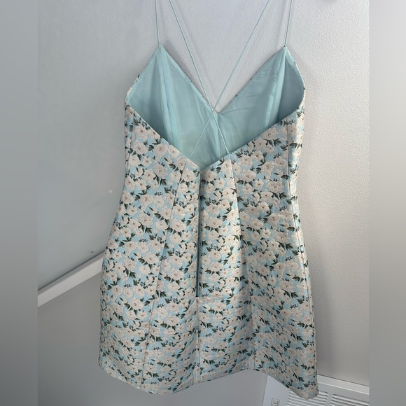 Alice + Olivia Tayla structured minidress - Picture 2 of 5